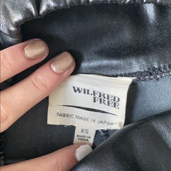 aritzia faux leather pants - Picture 3 of 4